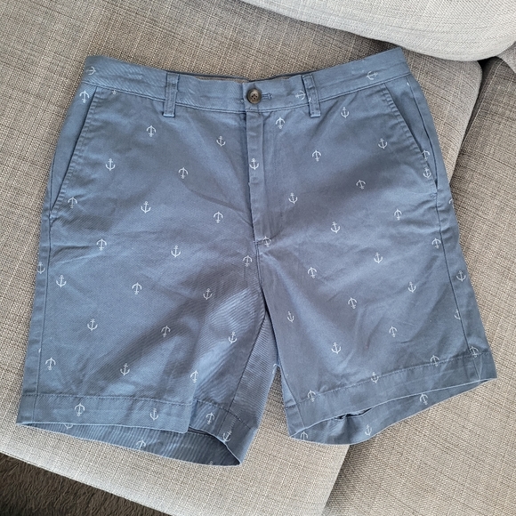 Cotton slim fit shorts - Picture 3 of 6